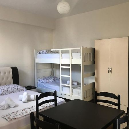 Guesthouse Flamur Ксамил Экстерьер фото
