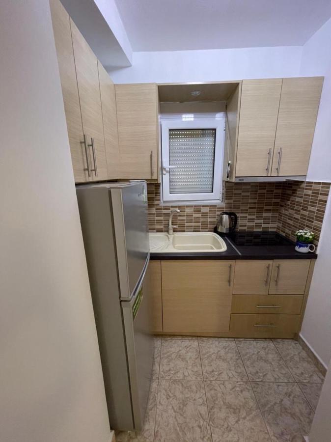 Guesthouse Flamur Ксамил Экстерьер фото