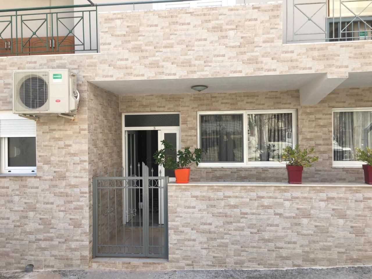 Guesthouse Flamur Ксамил Экстерьер фото