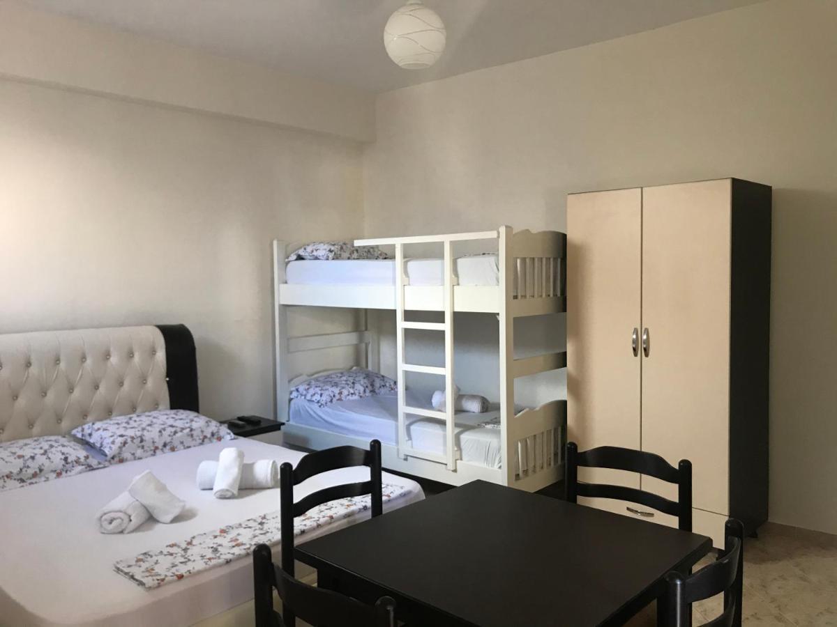 Guesthouse Flamur Ксамил Экстерьер фото