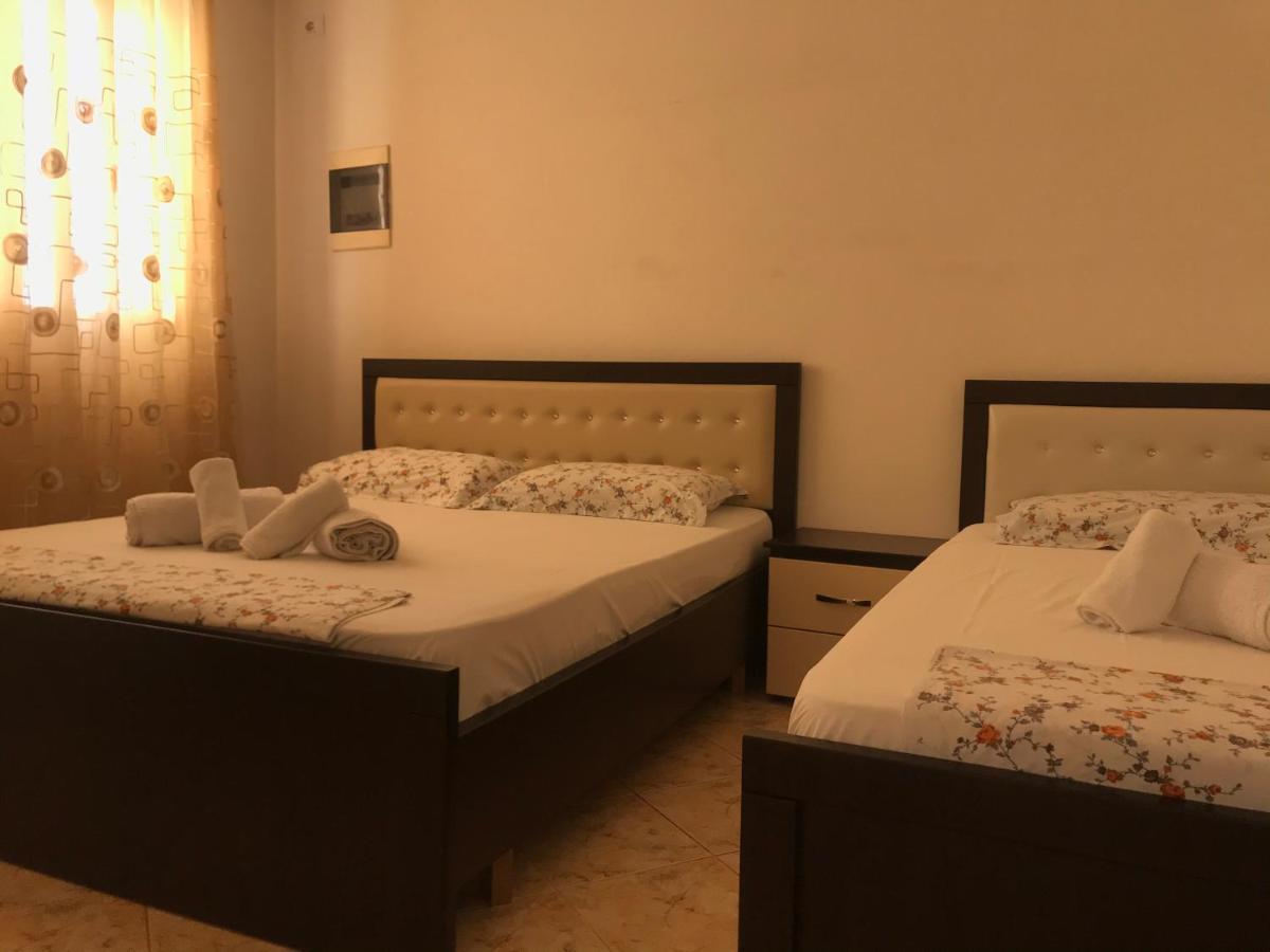 Guesthouse Flamur Ксамил Экстерьер фото